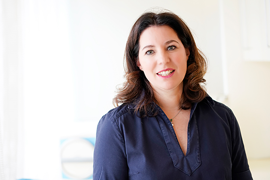 Dr. Lucia Borgmann